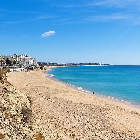 T2 Rosa Dos Ventos, A/C & Terrace - Casas & Papeis Apartment Armação de Pêra Екстериор снимка
