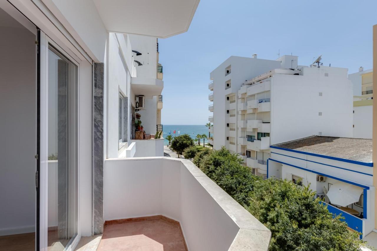 T2 Rosa Dos Ventos, A/C & Terrace - Casas & Papeis Apartment Armação de Pêra Екстериор снимка